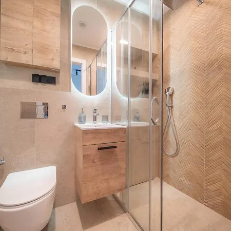 Ogrodowa Stay, Urban Comfort & Wifi وارسو